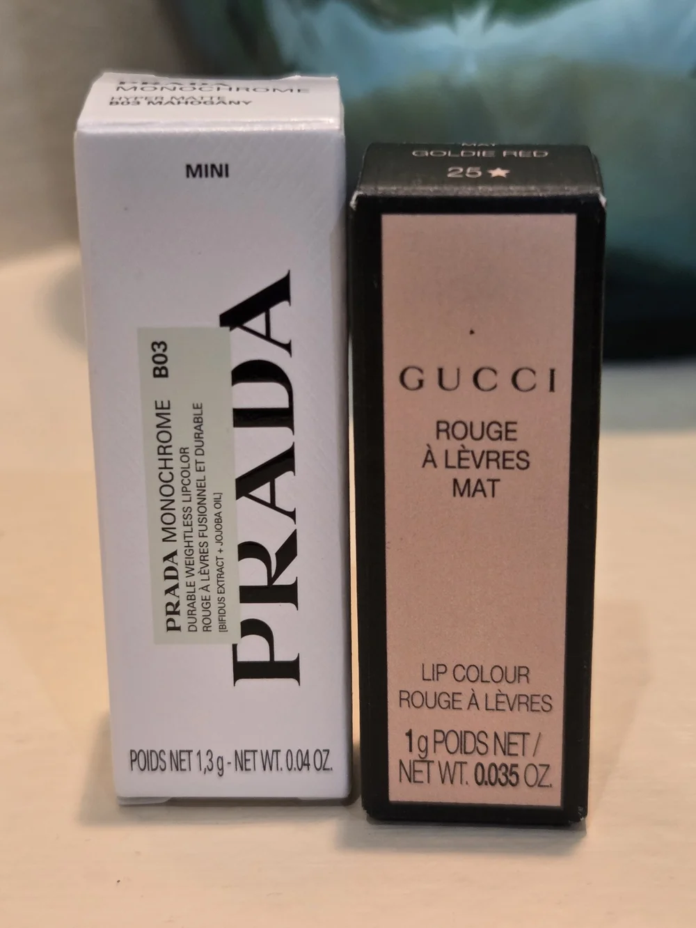 Prada Monochrome B03 Mahogany + Gucci Rouge à Lèvres Mat 25 Goldie Red Mini Lips